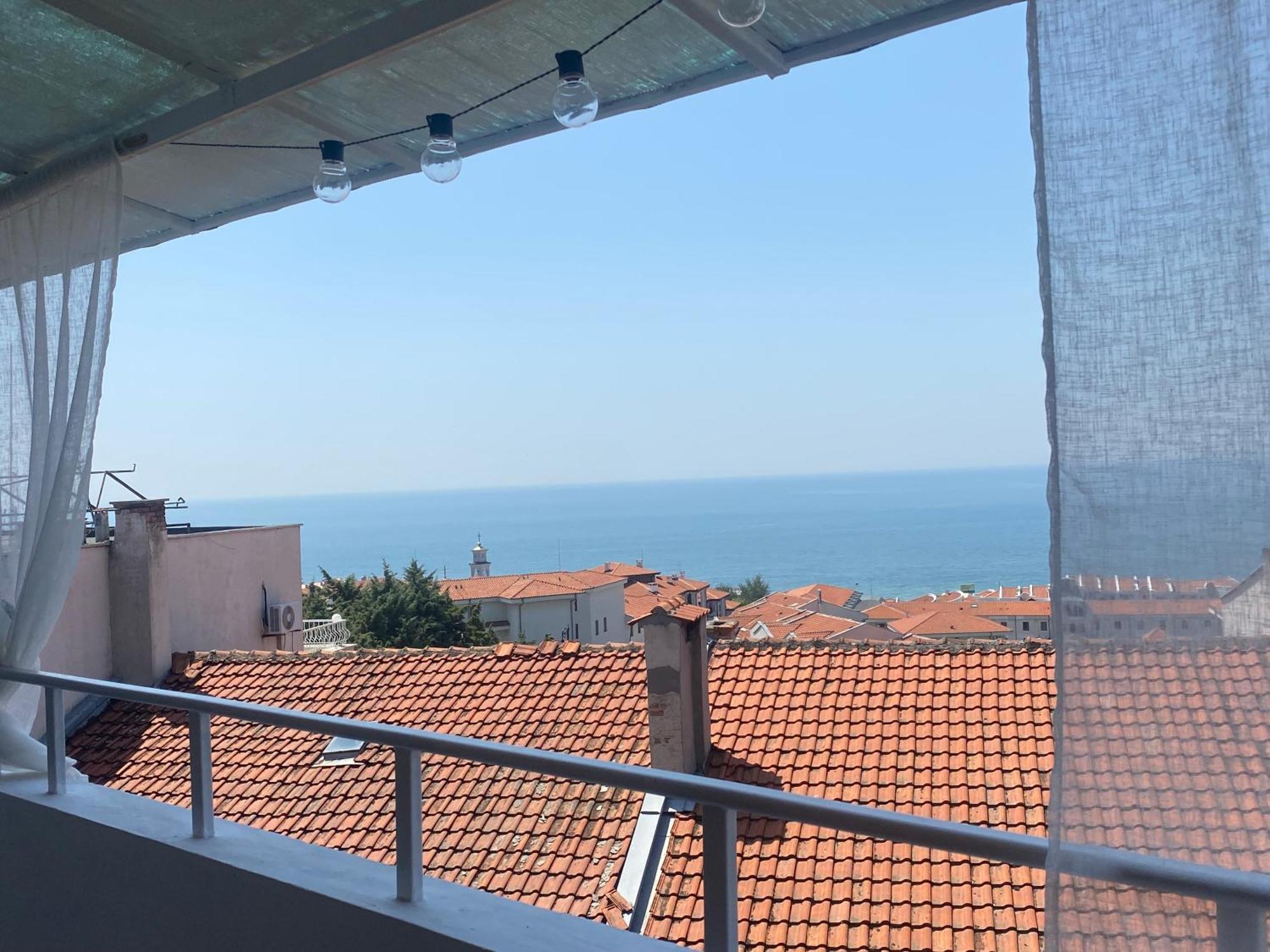 Toni House 505 סבטי ולאס